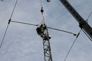 Attachment of the 40m Beam to Mast